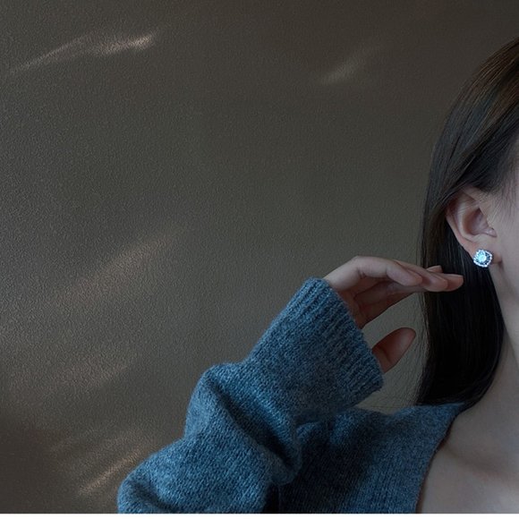 Last Pair💕Zircon Stone Stud Earrings - Picture 2 of 10